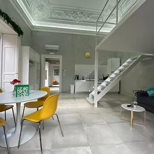 superior-apartment-catania.taorminaitalyhotels.com/